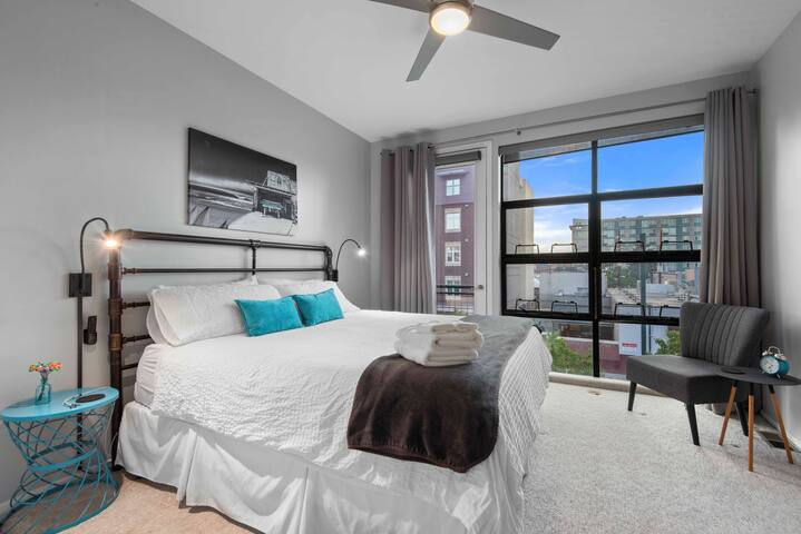 Walk to RiNo’s Best Bars/Restaurants/Coors Field gallery image 5