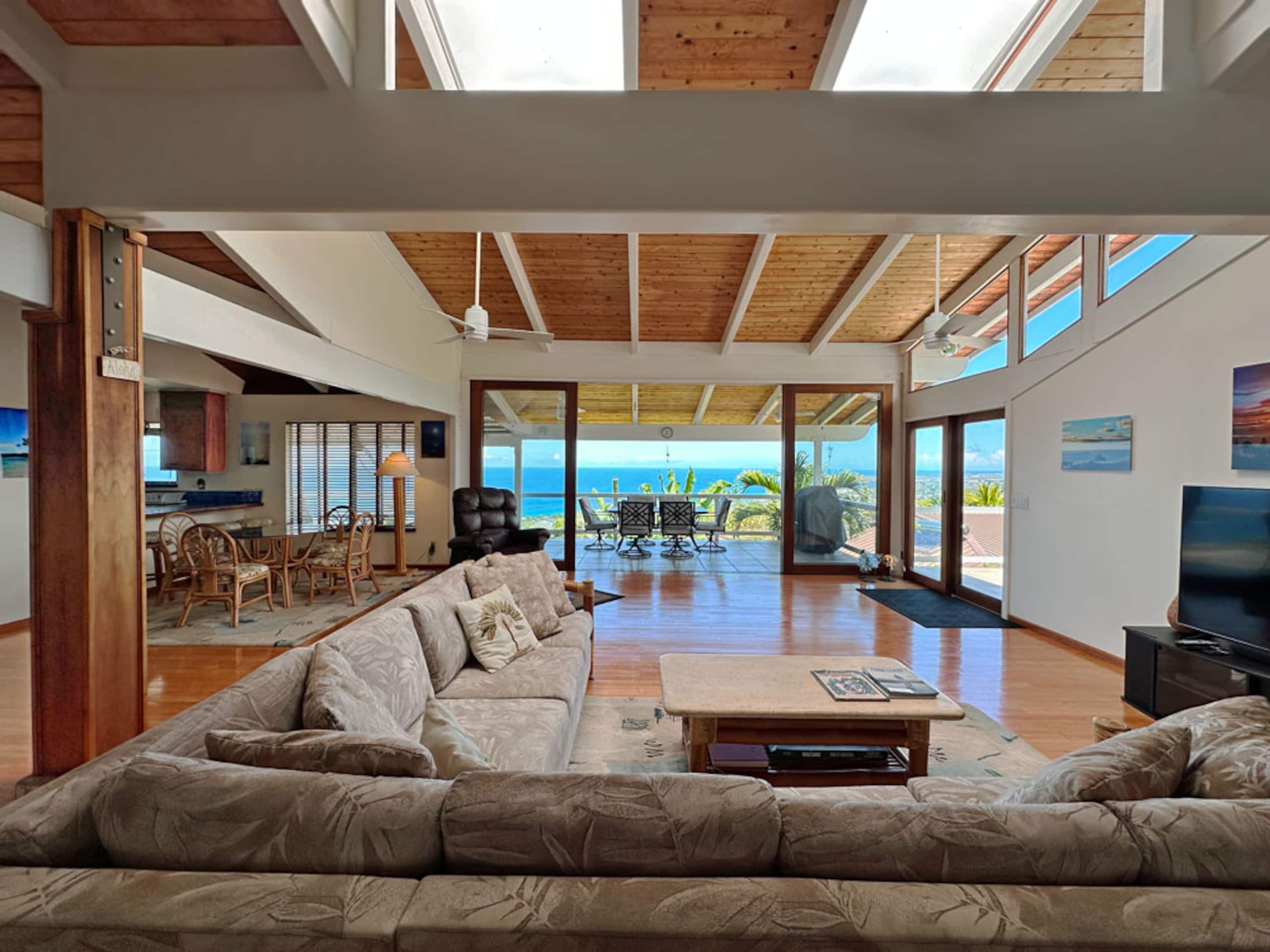 Home in Kailua-Kona · ★4.84 · 2 bedrooms · 5 beds · 2 baths - Image 4