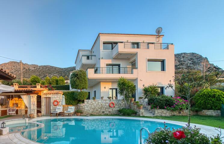 Villa Melissa by Estia