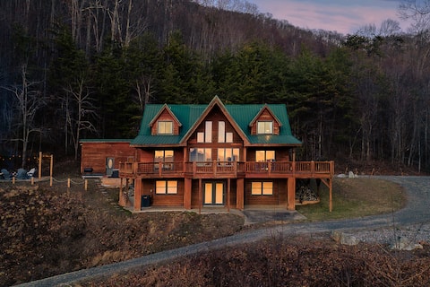 Sauna & Cold Plunge Cabin | Hot Tub + Mtn Views