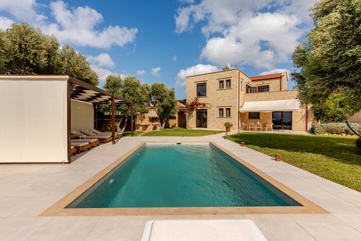 Stone , Pool, BBQ, Sunset Sea view