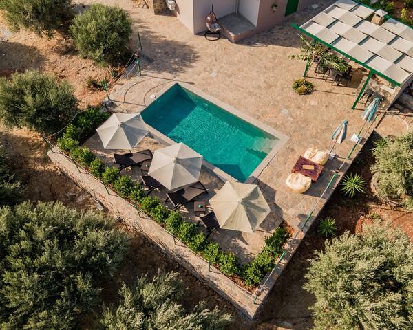 Villa Aktis with Freshwater Pool gallery image 2