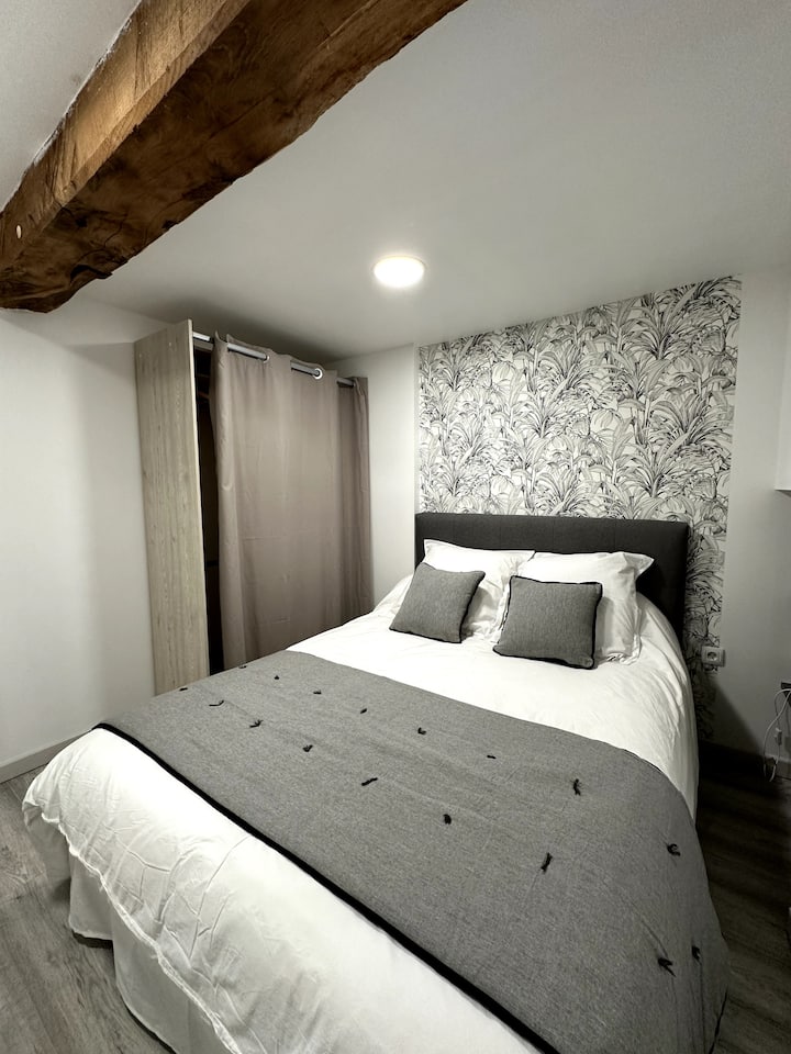 غرفة النوم 1