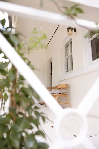 Cottage on Quayle | Romantic & Family Stay Hobart