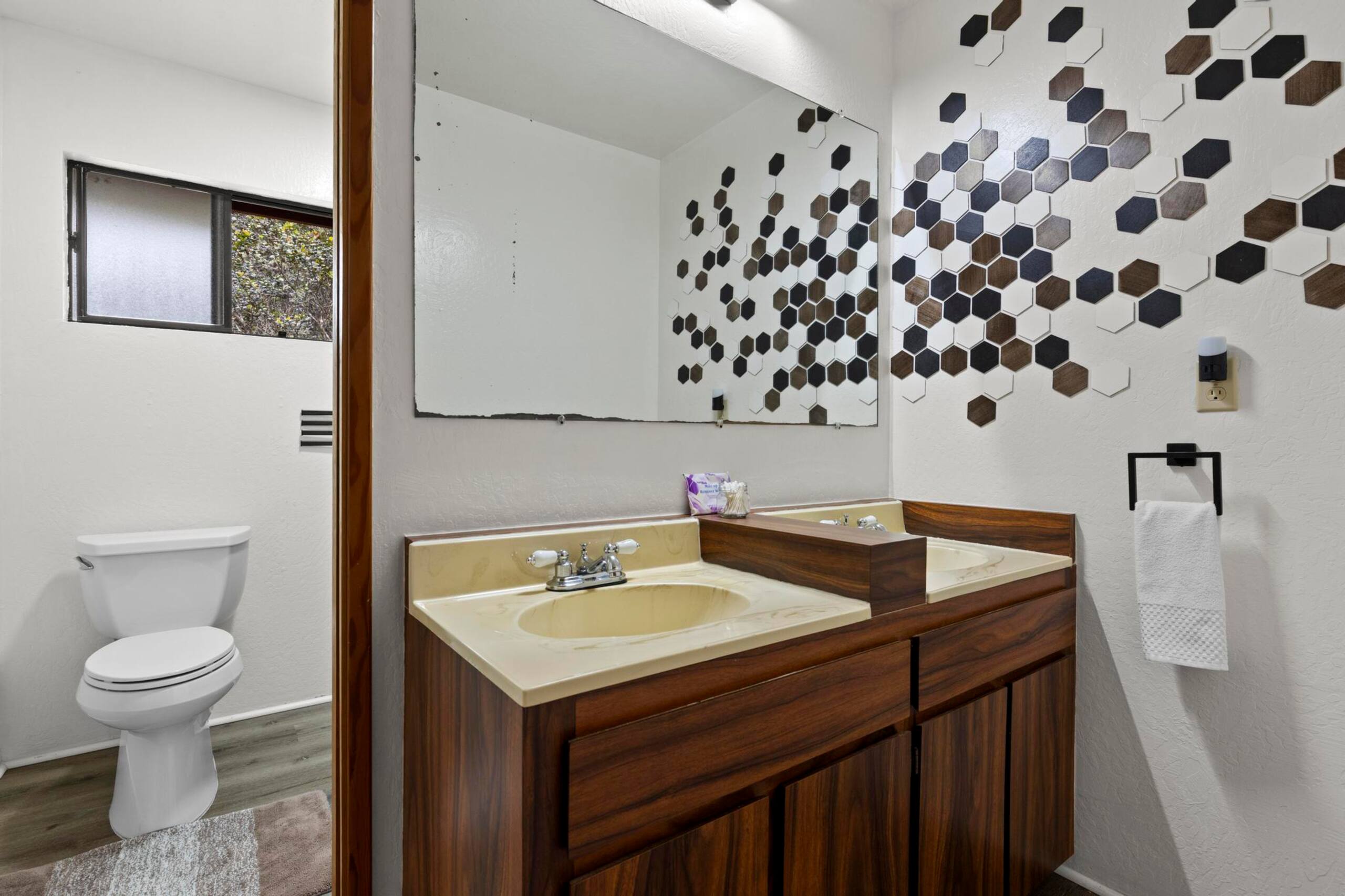 Home in Volcano · ★4.95 · 5 bedrooms · 7 beds · 3 private baths - Image 29