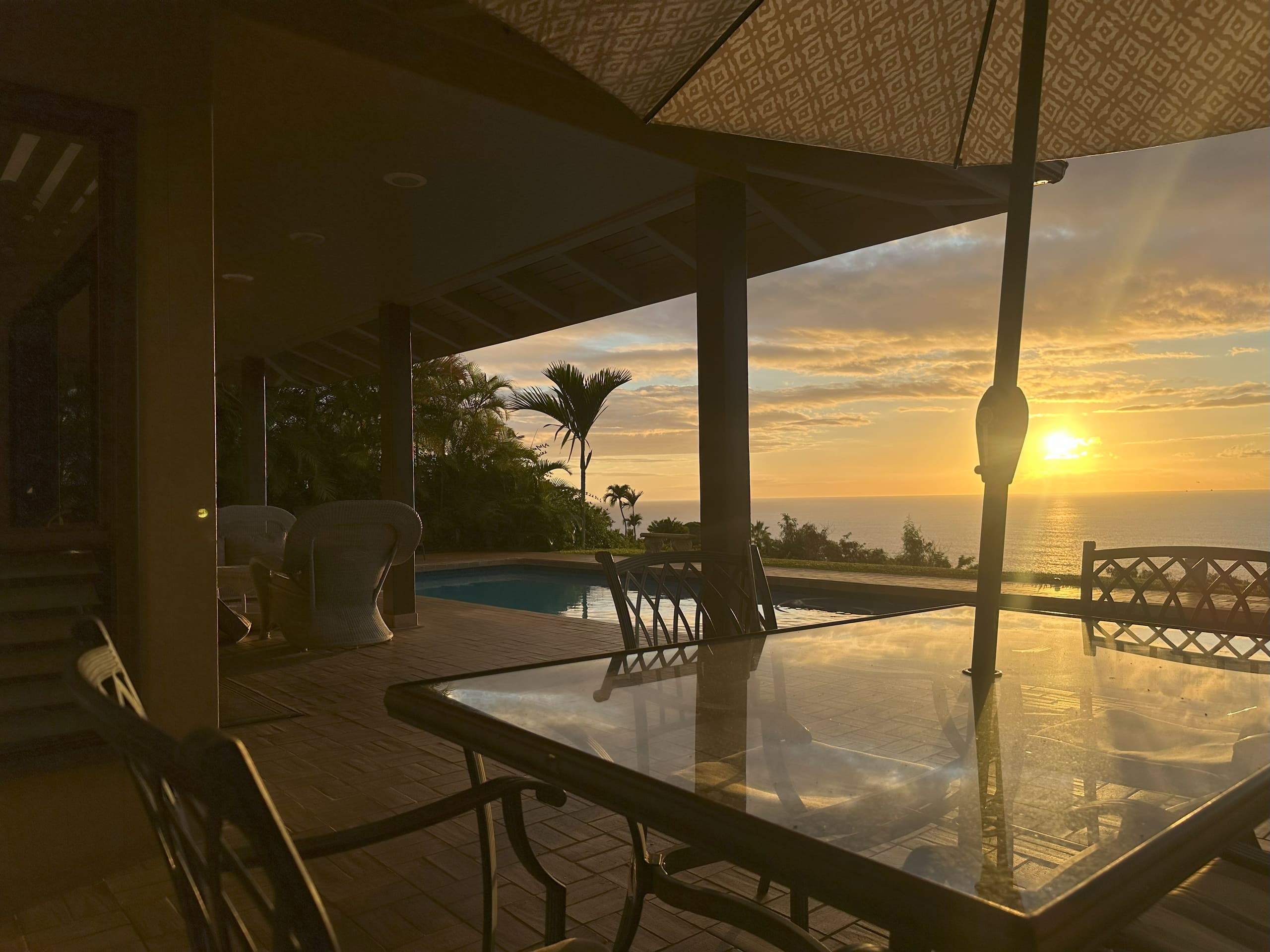 Home in Kailua-Kona · ★4.73 · 3 bedrooms · 3 beds · 2.5 baths - Image 10