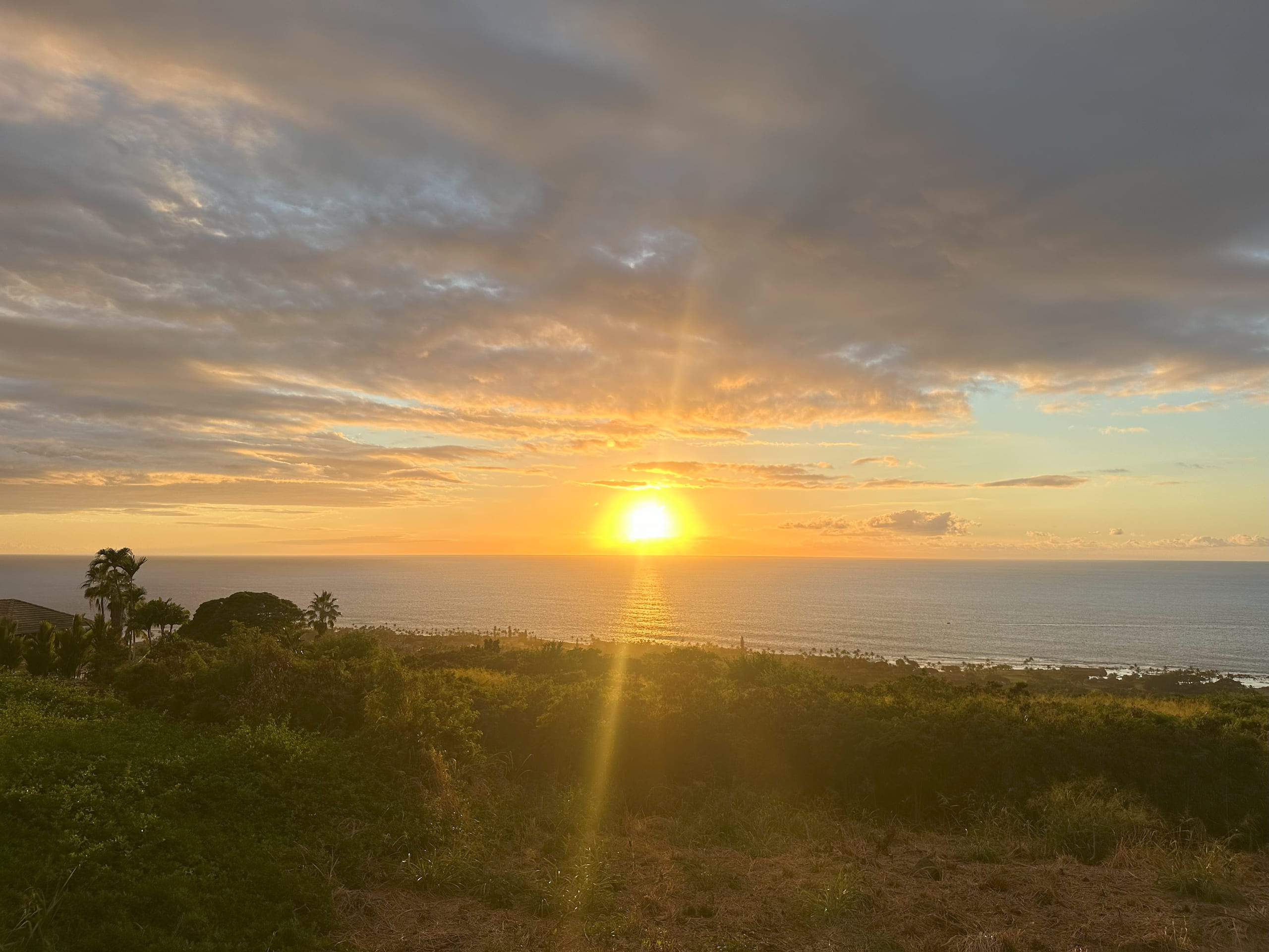 Home in Kailua-Kona · ★4.73 · 3 bedrooms · 3 beds · 2.5 baths - Image 8