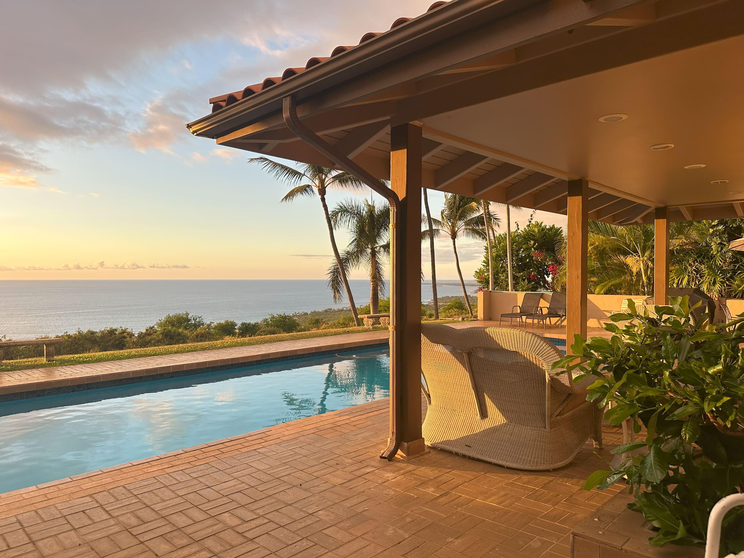 Home in Kailua-Kona · ★4.73 · 3 bedrooms · 3 beds · 2.5 baths - Image 11