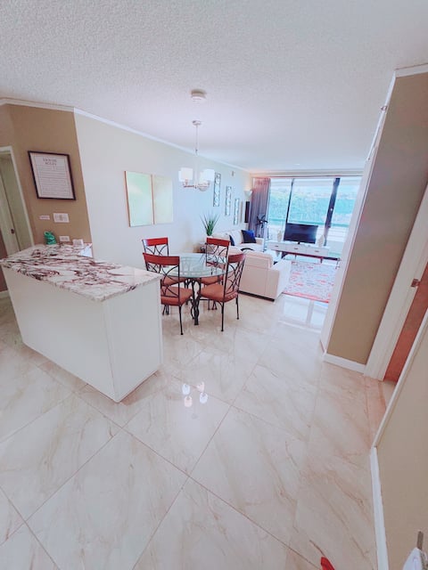 Amazing ocean front condo