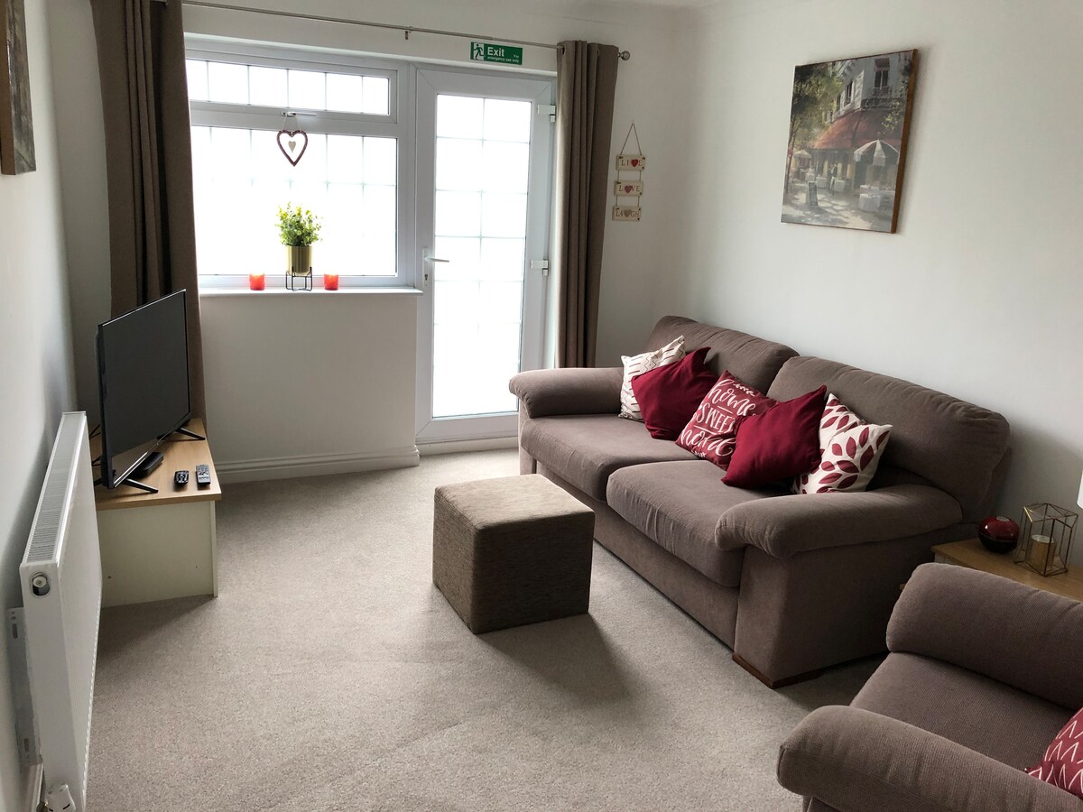Popular Airbnb listing: The Annexe with full Sky TV, Netflix etc. included in Maidstone