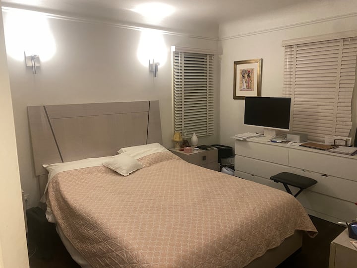 غرفة النوم 1