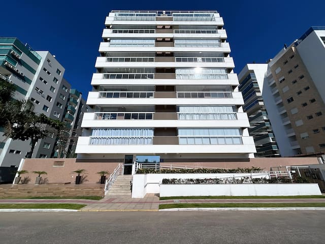 Carina Imóveis managed Airbnb listing 3