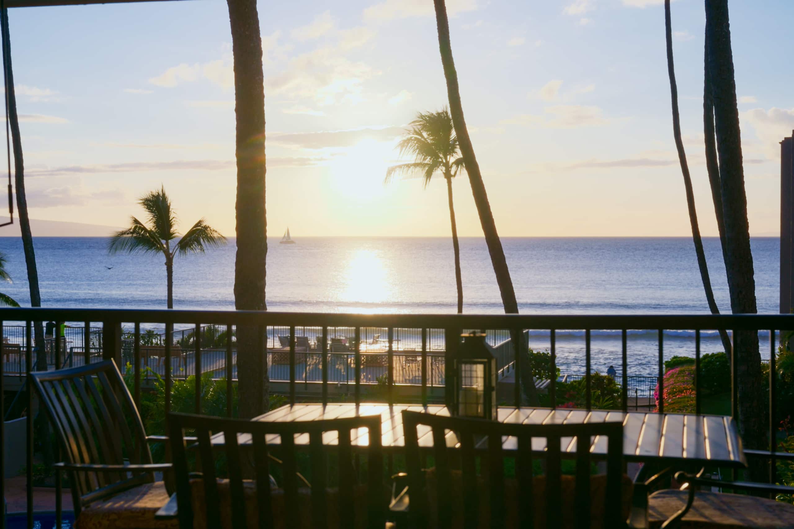 Honokowai 1BR Oceanfront Condo Walk 2 Shops Dining - Photo 26