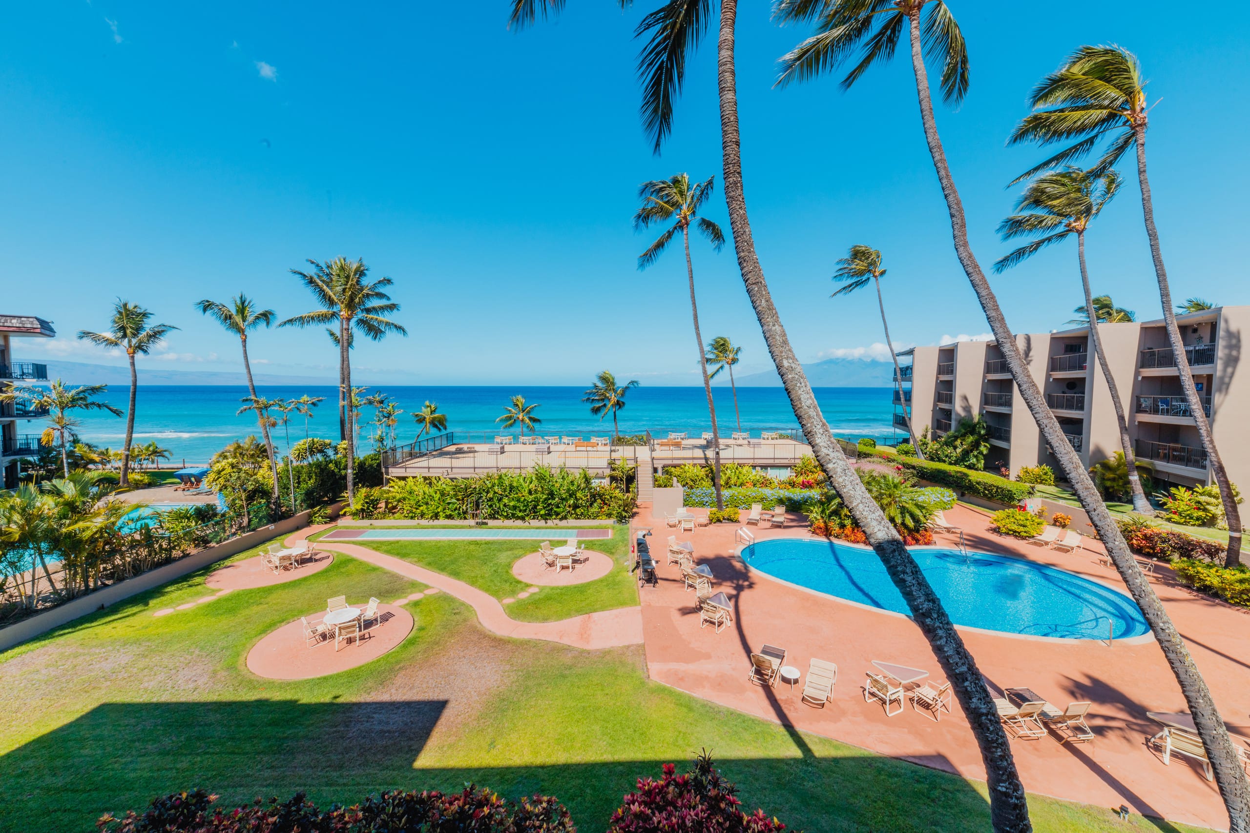 Honokowai 1BR Oceanfront Condo Walk 2 Shops Dining - Photo 43