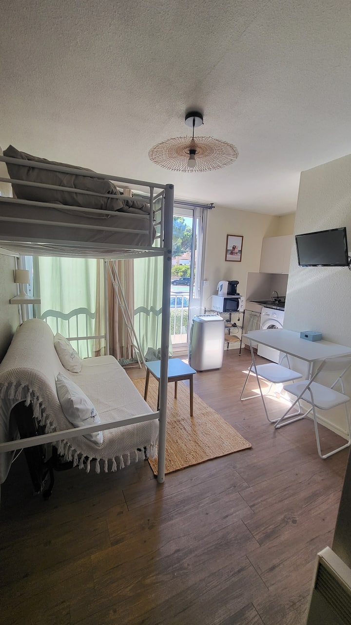 Charmant Studio Climatisé Avec Piscine Et Parking - Gruissan