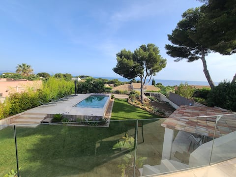 Architect-designed house with sea and pool