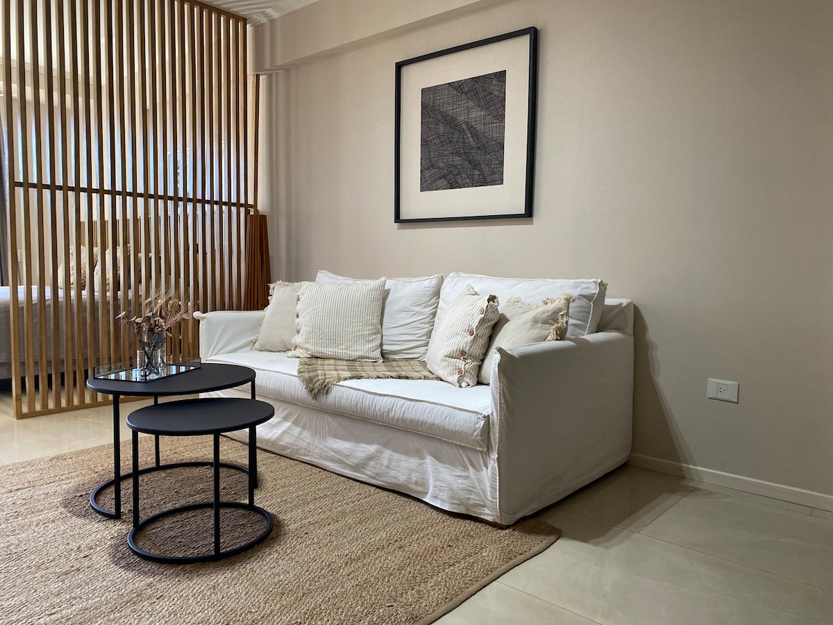 Airbnb con mejor rendimiento: Luxury Studio Recoleta Deco Armani en Comuna 2