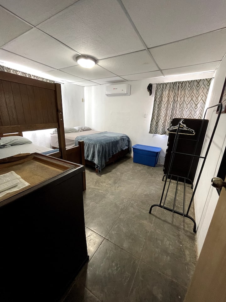 საძინებელი 1