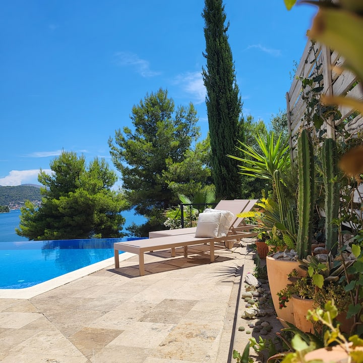 Villa With Heated Pool, 15 Mins From Split Airport - Sevid