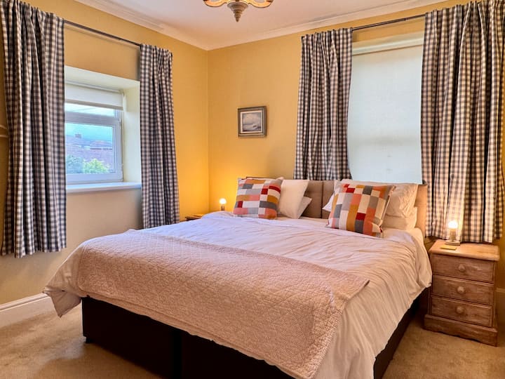 Superking bed, can also be twin bed