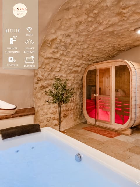 ONYKA Suite - Wellness Area