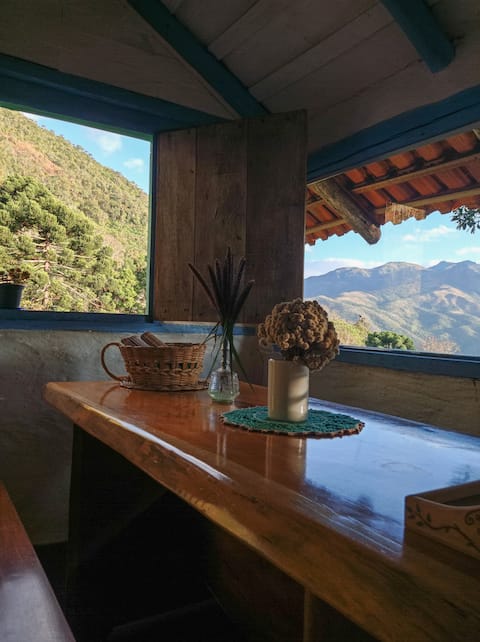 Top Airbnb: Sítio Serra Negra - With hot tub in Itamonte
