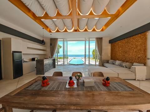 Ketewel Beachfront 2BDR Private Pool w/ Breakfast