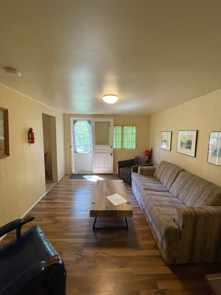 მისაღები ოთახი