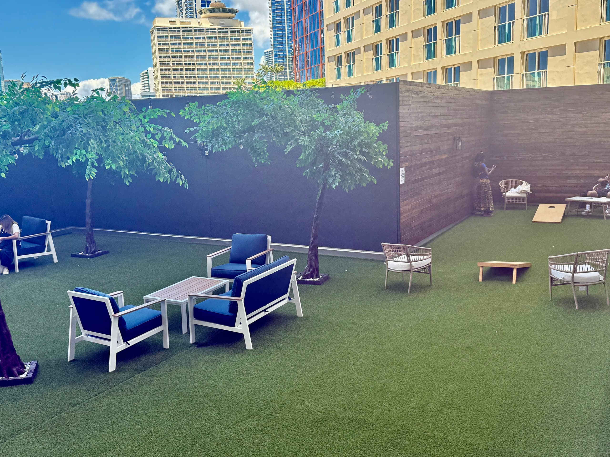 Hotel in Honolulu · ★4.76 · Studio · 1 bed · 1 private bath - Image 8