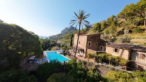 Finca Can Lleig with superb views