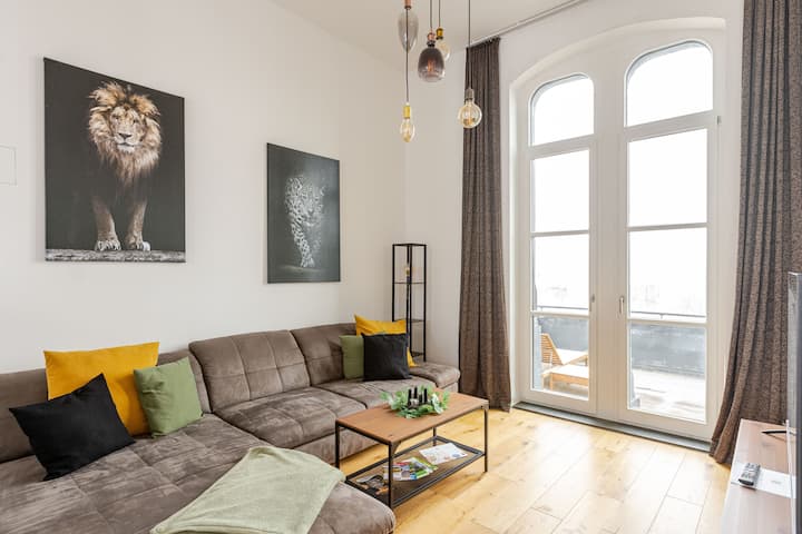 Apartmán 3, 1. poschodie, ľavý apartmán, so strešnou terasou.