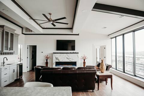 The Skytower Penthouse - Suite 1