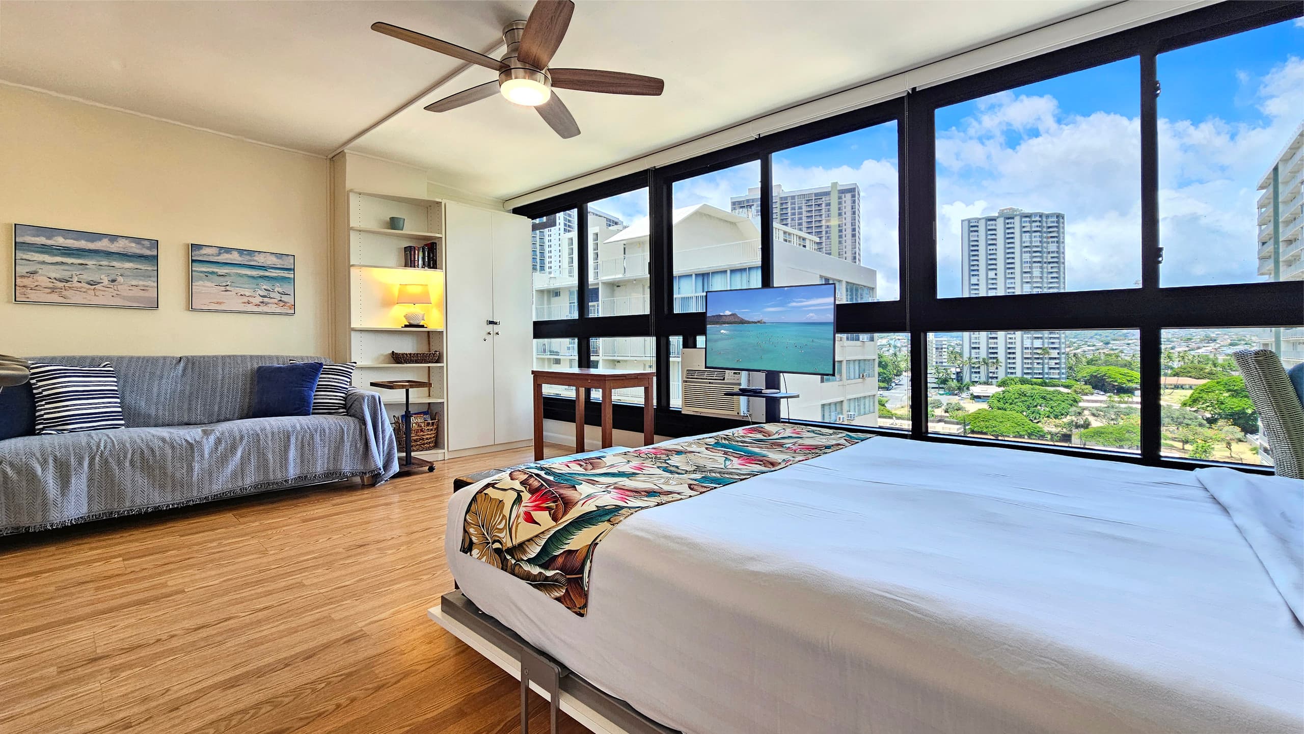 WG 922 | Queen Murphy Bed Studio w/Full Kitchen - Image 1