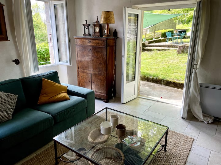 غرفة المعيشة 2