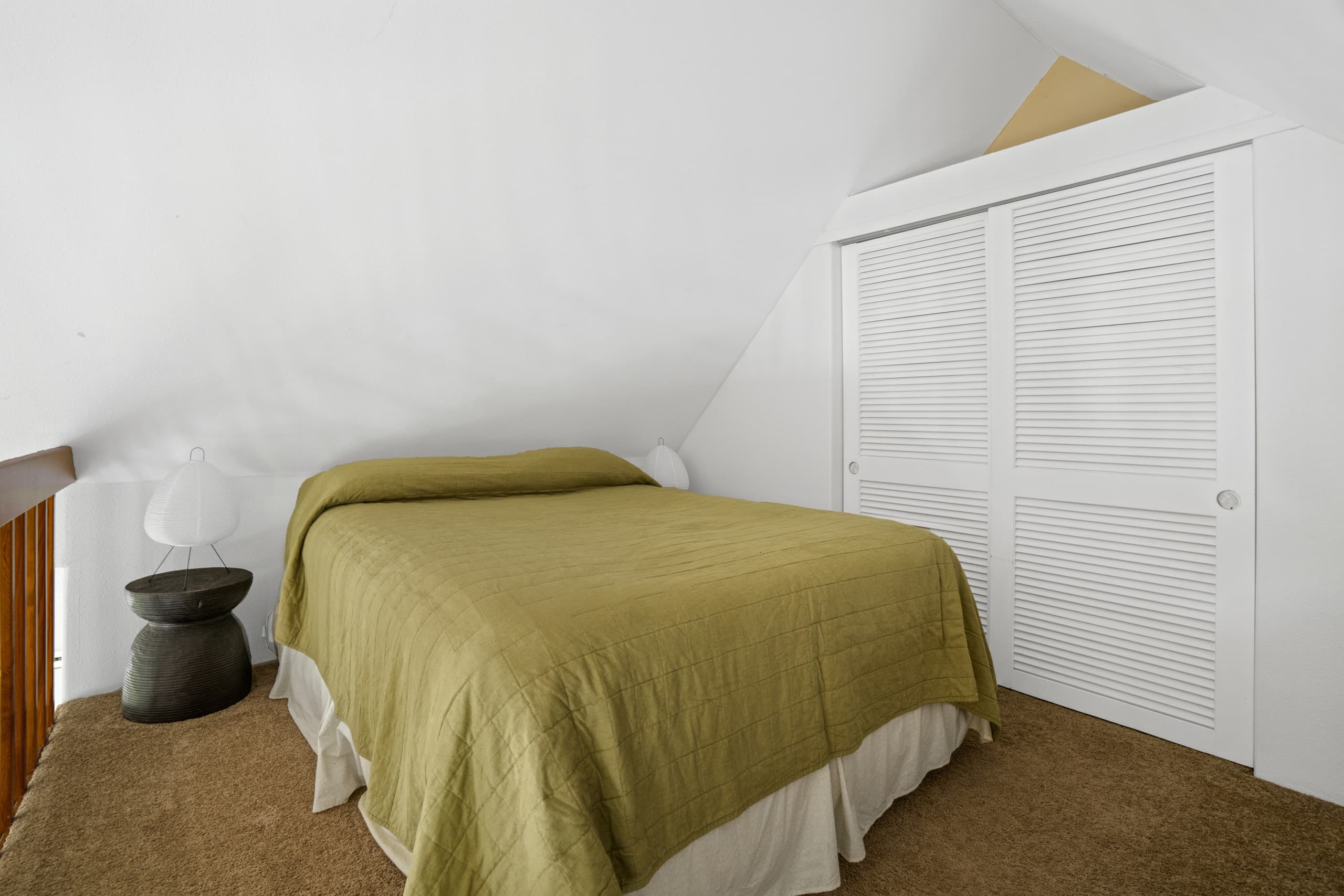 Walk to the beach from this 1BR! - Image 9