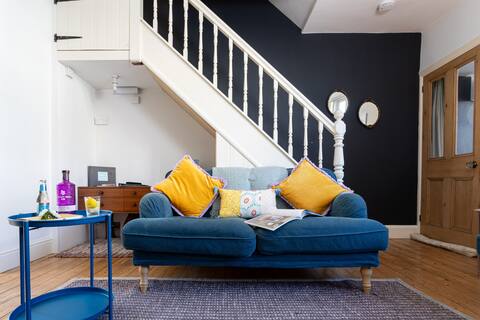 Top Airbnb: 1880s Cottage | Gateway to the Lake District in Kendal