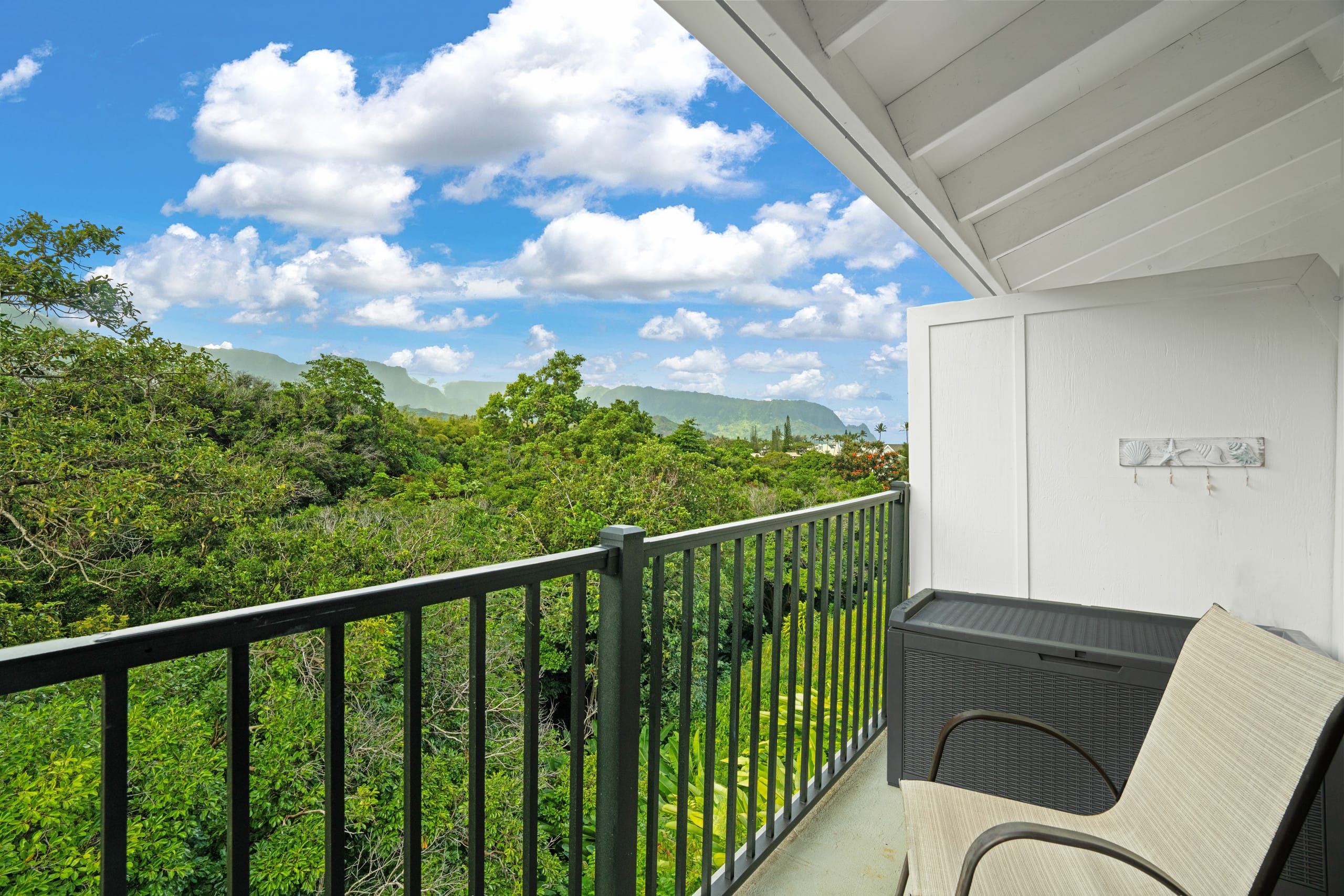 Studio steps from the beach! - Image 8