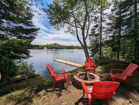 Hilltop Surprise with Hot Tub & Paddle Board