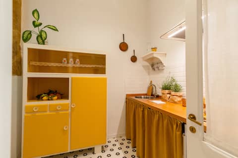 Popular Airbnb listing: Charming home with sea view - Di Grazia Cagliari in Cagliari