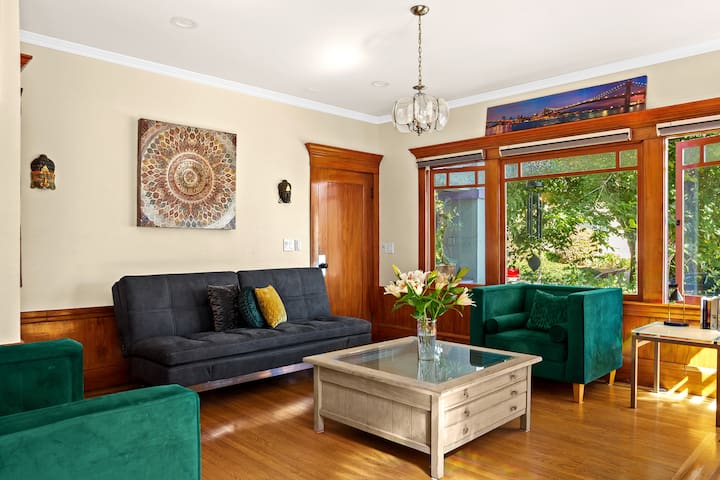 Luxury Home BEST neighborhood in Berkeley