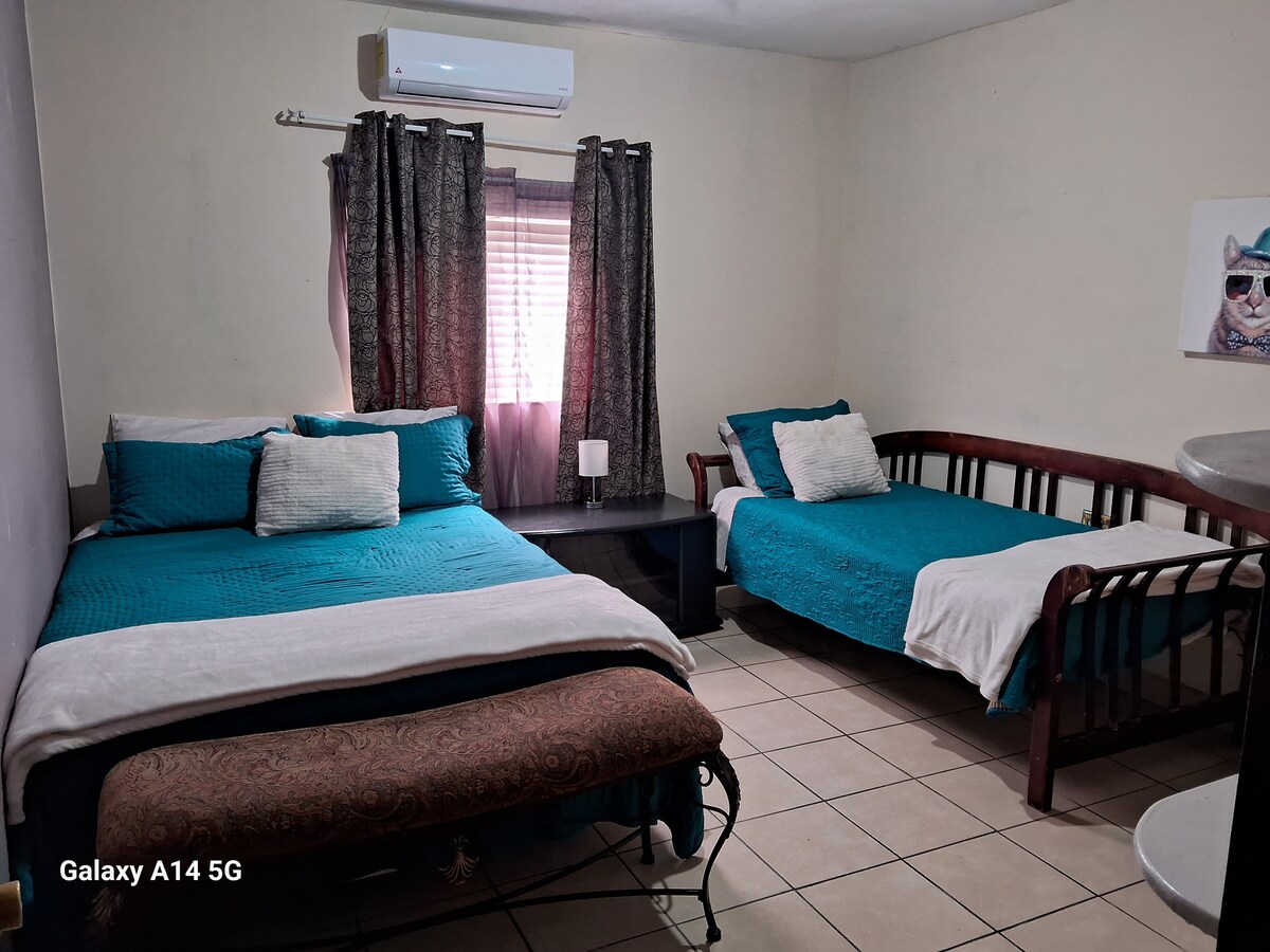 საძინებელი 4