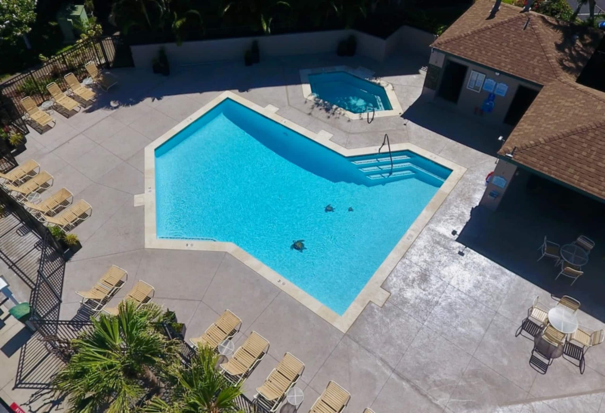 3bd 3bth FULL AC Hot Tub Pool Kamaole Beach Condo - Image 27
