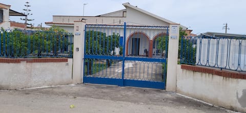 Intera Villa 3 camere 2 wc