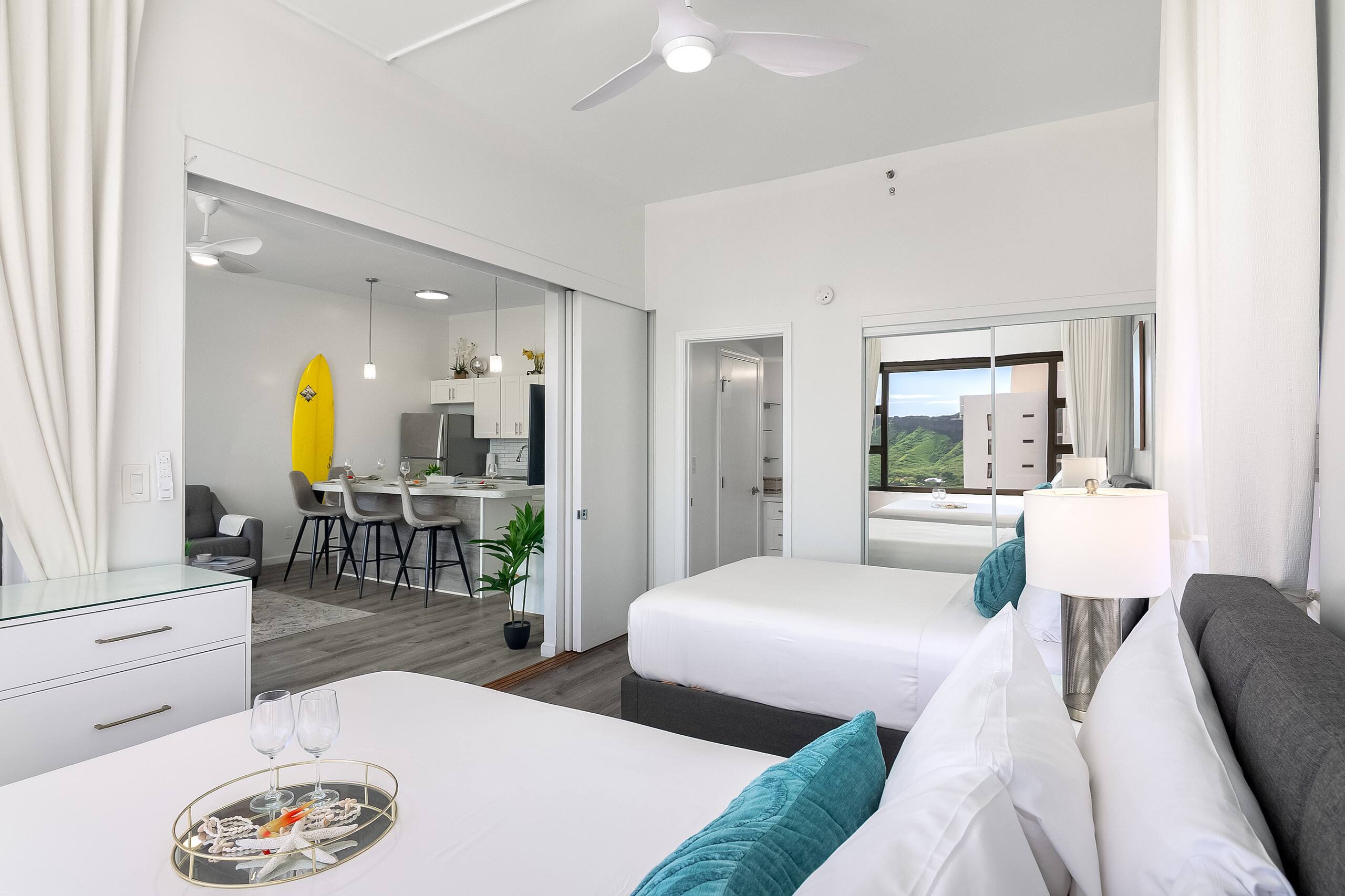 Condo in Honolulu · ★4.75 · 1 bedroom · 3 beds · 1 private bath - Image 32