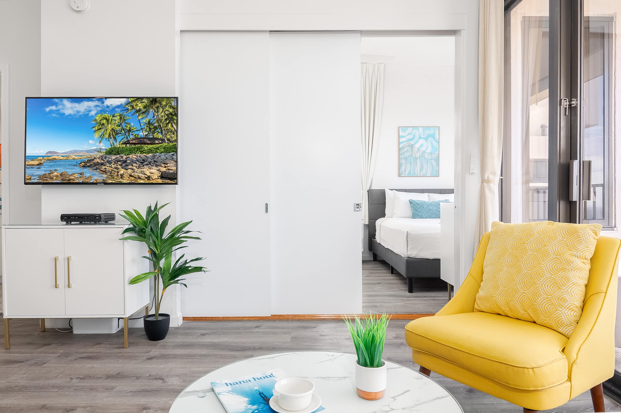 Condo in Honolulu · ★4.75 · 1 bedroom · 3 beds · 1 private bath - Image 15