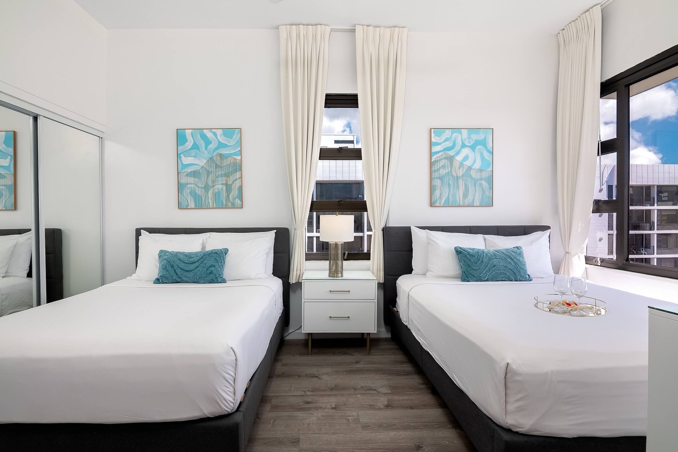 Condo in Honolulu · ★4.75 · 1 bedroom · 3 beds · 1 private bath - Image 35