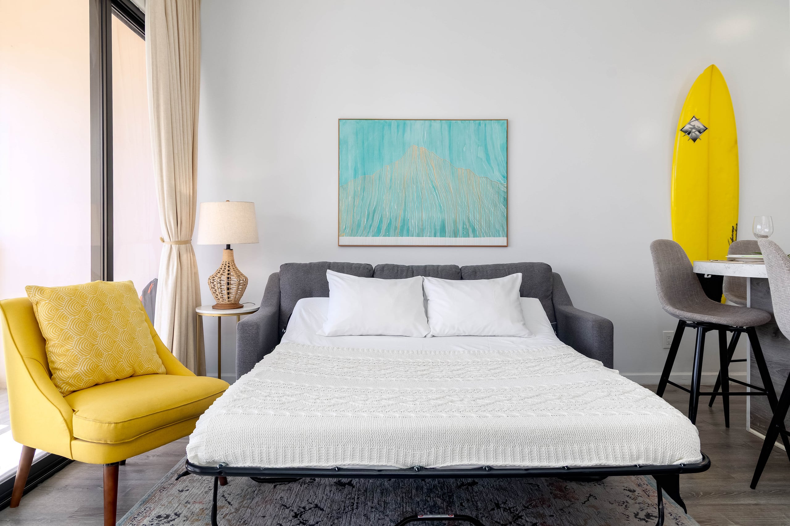 Condo in Honolulu · ★4.75 · 1 bedroom · 3 beds · 1 private bath - Image 1