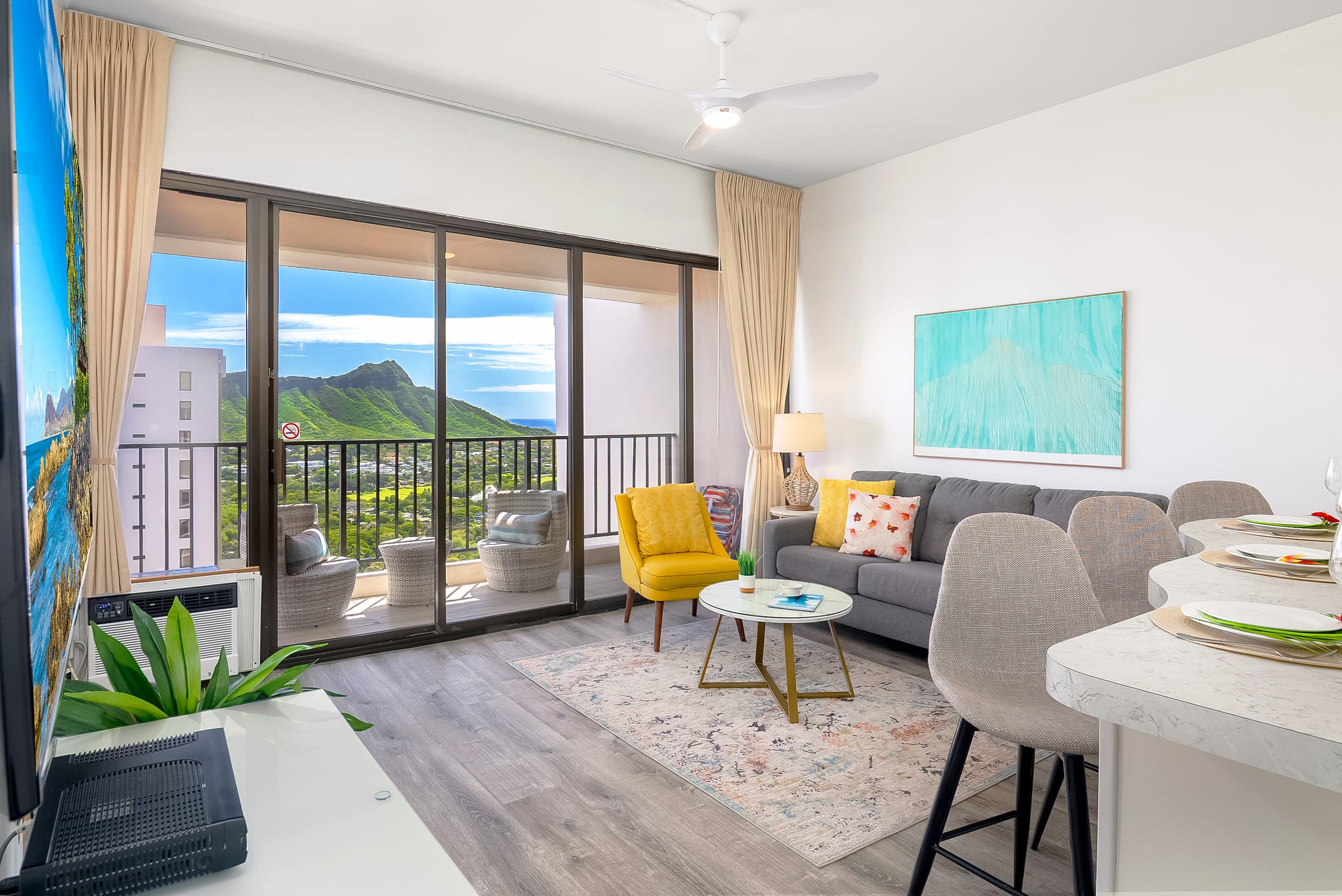 Condo in Honolulu · ★4.75 · 1 bedroom · 3 beds · 1 private bath - Image 16