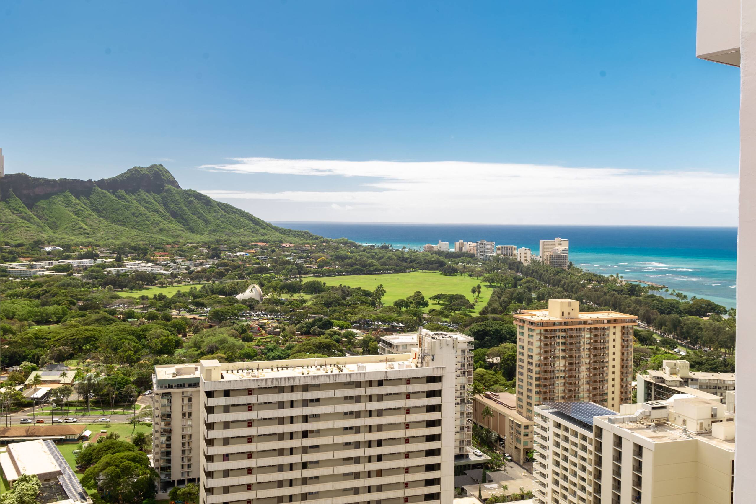 Condo in Honolulu · ★4.75 · 1 bedroom · 3 beds · 1 private bath - Image 48
