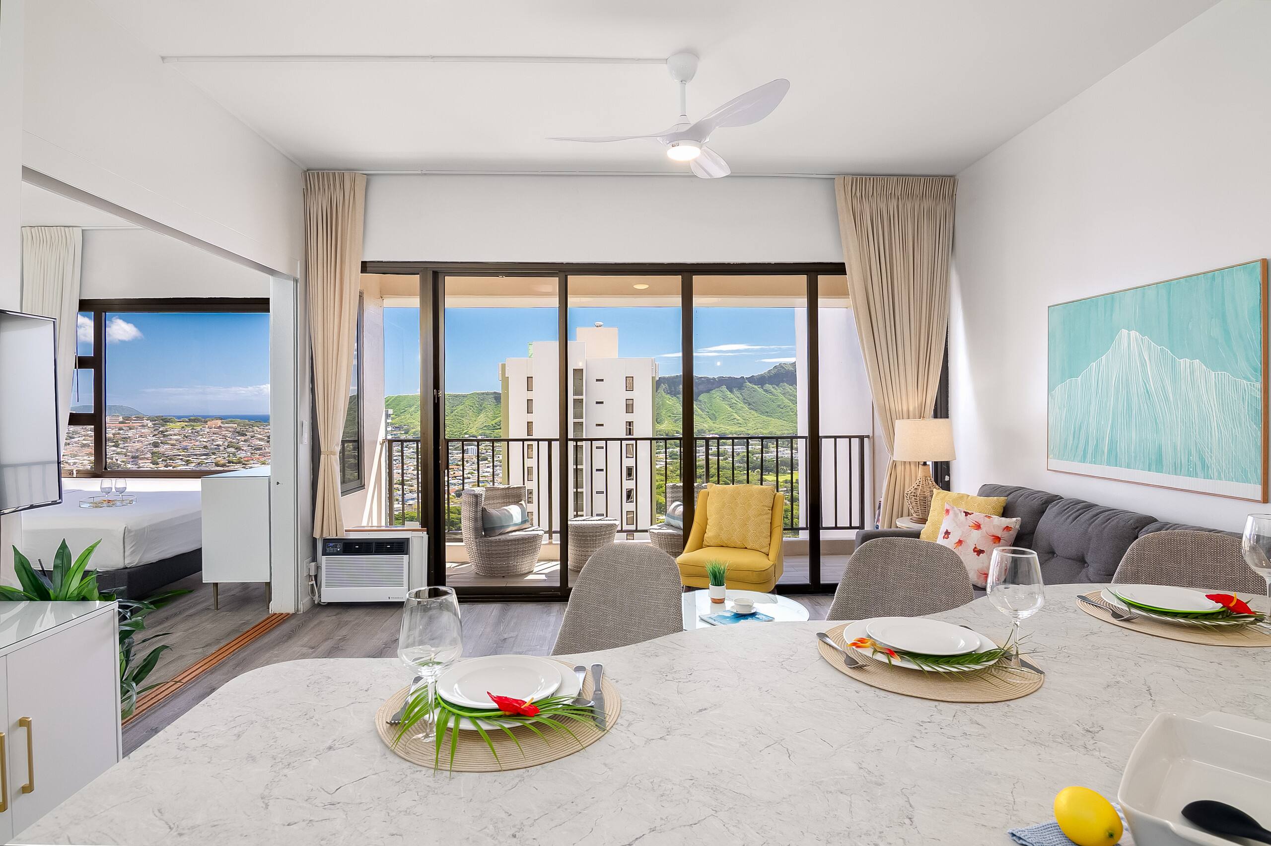Condo in Honolulu · ★4.75 · 1 bedroom · 3 beds · 1 private bath - Image 24